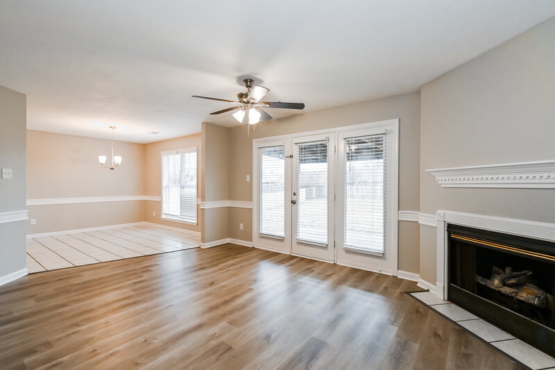 2,730/Mo, 47 Woodshire Ln Brighton, TN 38011 Living Room View 3