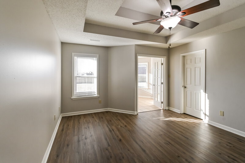 1,810/Mo, 57 Persimmon Cv Atoka, TN 38004 Main Bedroom View 3