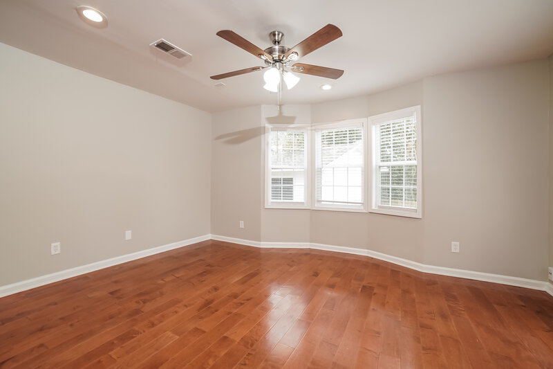 3,510/Mo, 4394 Winding Hollow Way Memphis, TN 38125 Living Room View 2