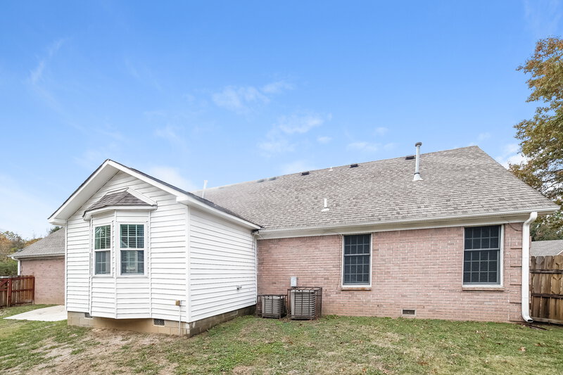 3,510/Mo, 4394 Winding Hollow Way Memphis, TN 38125 Rear View 2