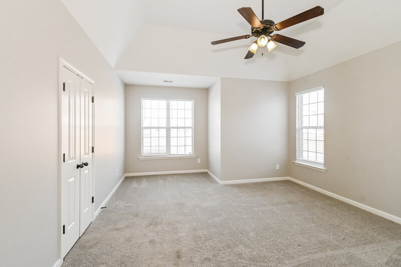 2,295/Mo, 9194 Afton Grove Rd Cordova, TN 38018 Main Bedroom View
