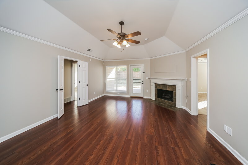 1,910/Mo, 1436 Siskin Dr Cordova, TN 38016 Living Room View