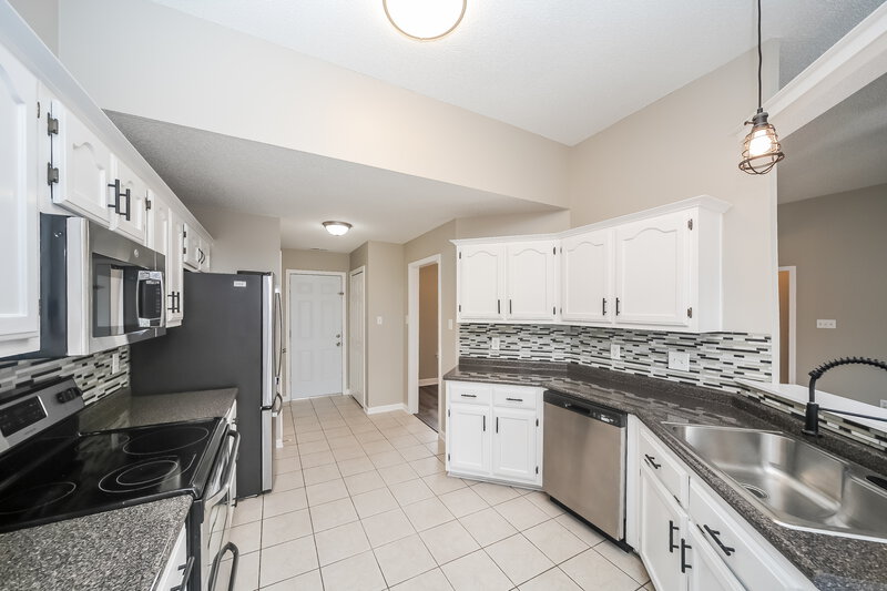 2,780/Mo, 13083 Braybourne Cross Olive Branch, MS 38654 Kitchen View