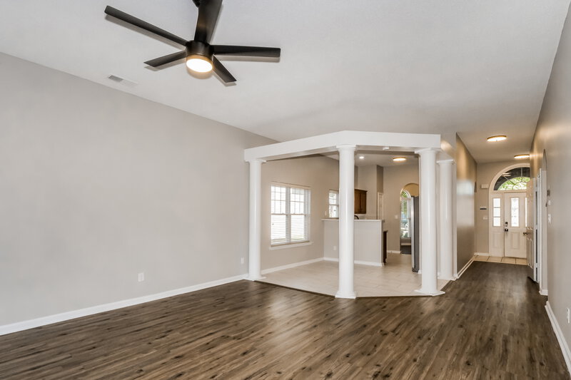 2,280/Mo, 1083 Red Fern Cir E Cordova, TN 38018 Living Room View