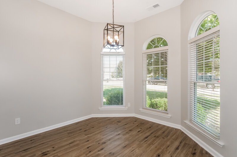 2,280/Mo, 1083 Red Fern Cir E Cordova, TN 38018 Dining Room View