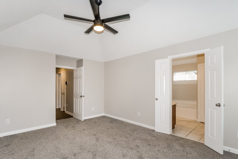 2,280/Mo, 1083 Red Fern Cir E Cordova, TN 38018 Main Bedroom View 2