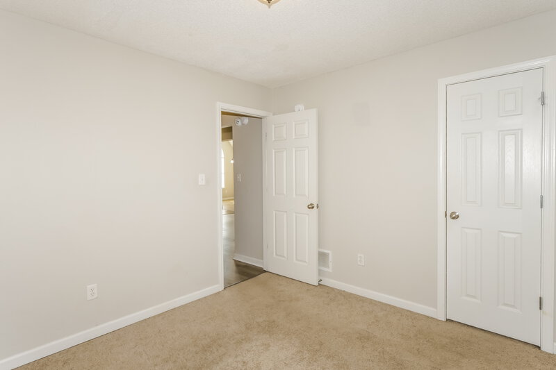 1,920/Mo, 7182 Crape Myrtle Dr Olive Branch, MS 38654 Bedroom View 3