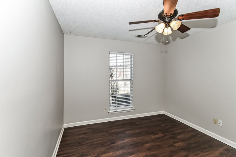 1,970/Mo, 1755 Steeplechase Cv Southaven, MS 38671 Bedroom View 2