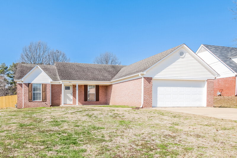 1,725/Mo, 331 Bloomington Dr Brighton, TN 38011 Front View