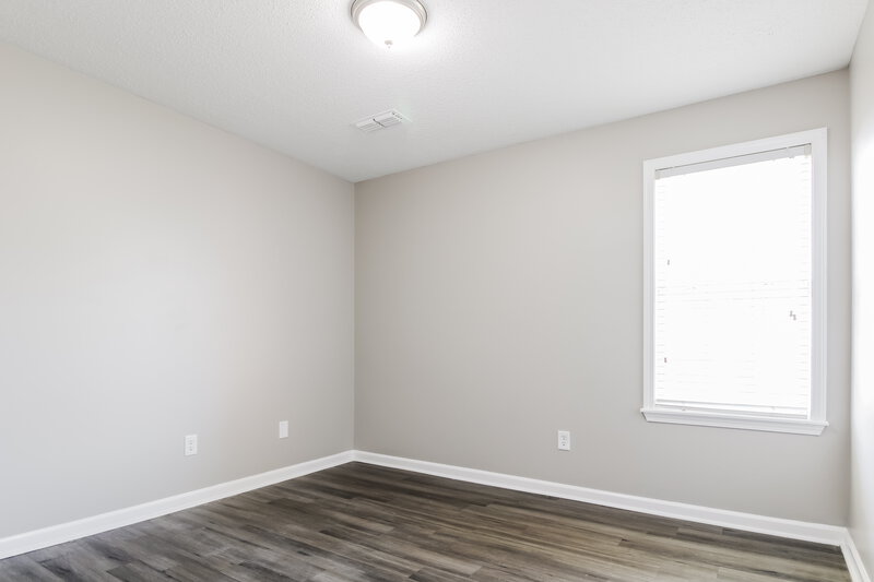 1,725/Mo, 331 Bloomington Dr Brighton, TN 38011 Bedroom View 2