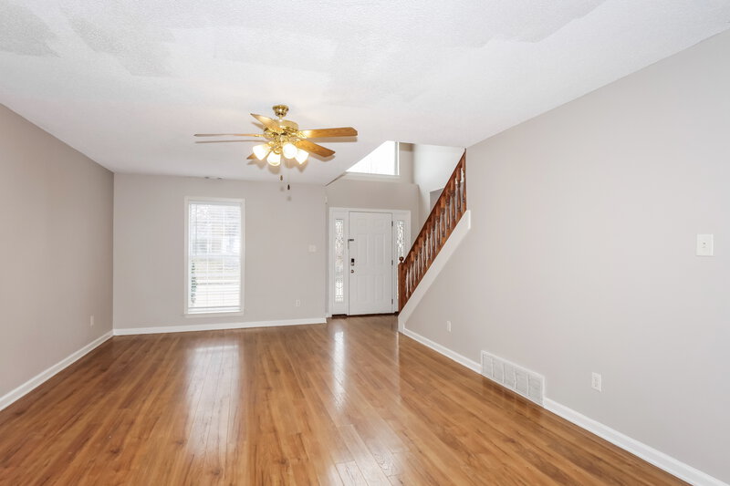 1,960/Mo, 1171 Stable Run Dr Cordova, TN 38018 Living Room View 2