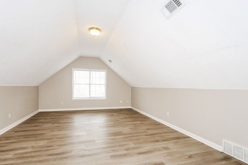 1,960/Mo, 1171 Stable Run Dr Cordova, TN 38018 Loft View