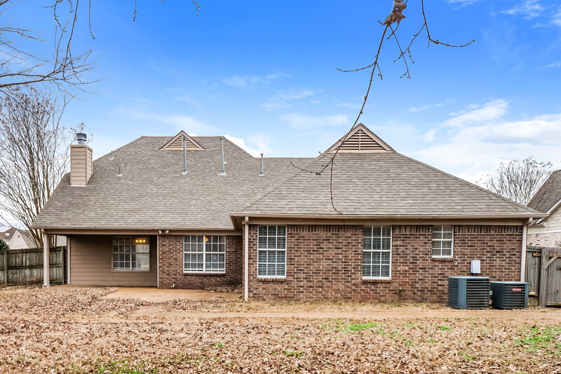 1,960/Mo, 1171 Stable Run Dr Cordova, TN 38018 Rear View