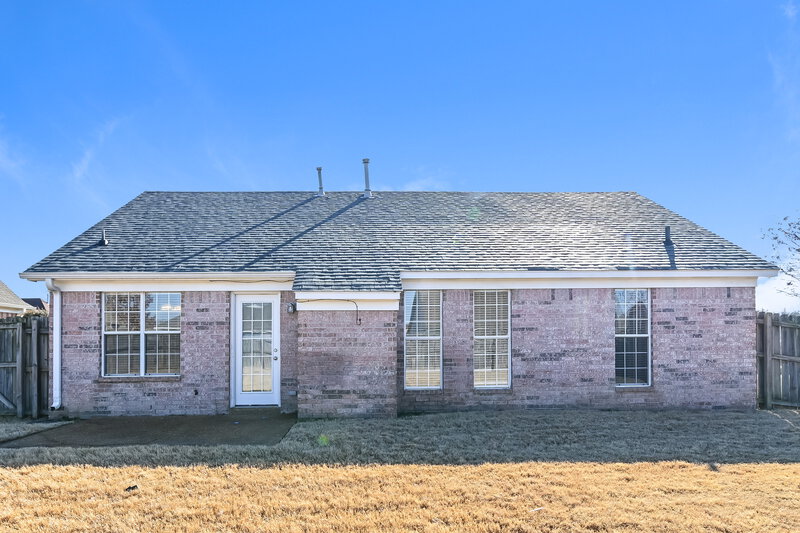 1,575/Mo, 150 Susanne Dr Oakland, TN 38060 Rear View