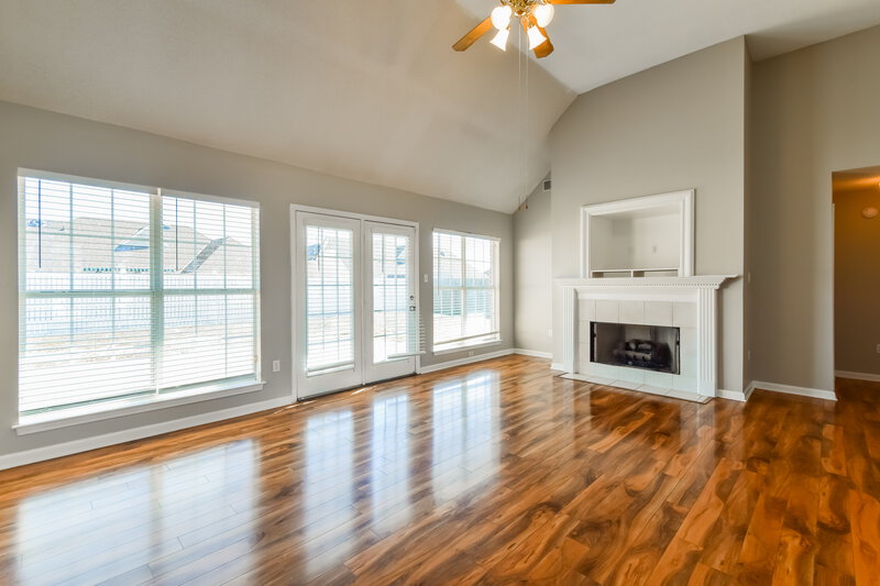 2,200/Mo, 5680 Carter Dr Southaven, MS 38672 Living Room View