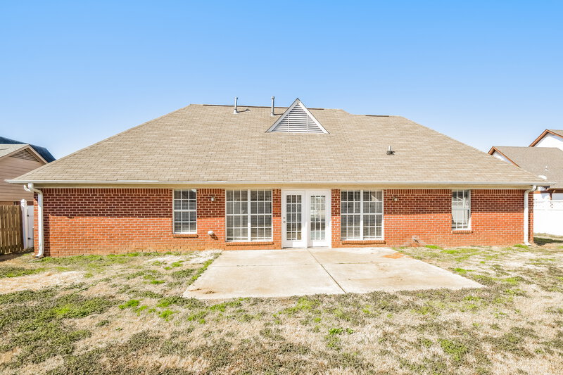 2,200/Mo, 5680 Carter Dr Southaven, MS 38672 Rear View