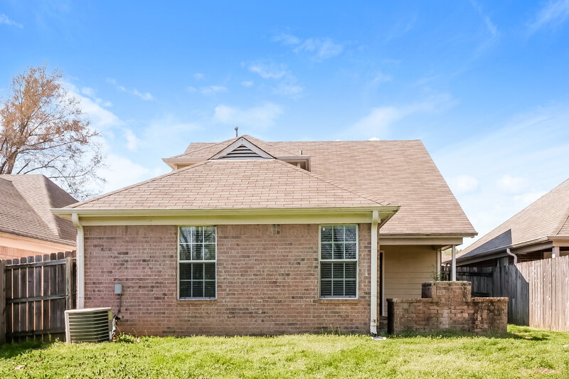 1,785/Mo, 1106 Cross Wood Ln Cordova, TN 38018 Rear View