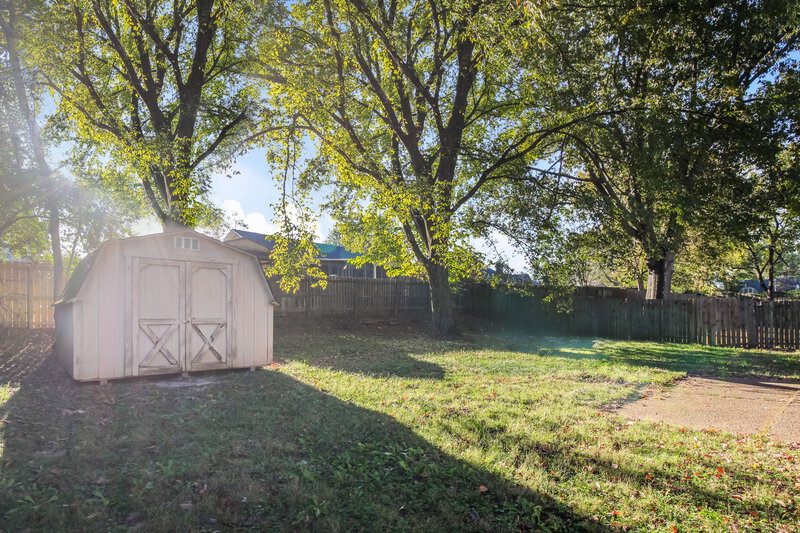 1,620/Mo, 3740 Schanna Dr Memphis, TN 38135 Rear View