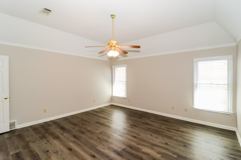 2,245/Mo, 7625 Dexter Park Dr Cordova, TN 38016 Main Bedroom View