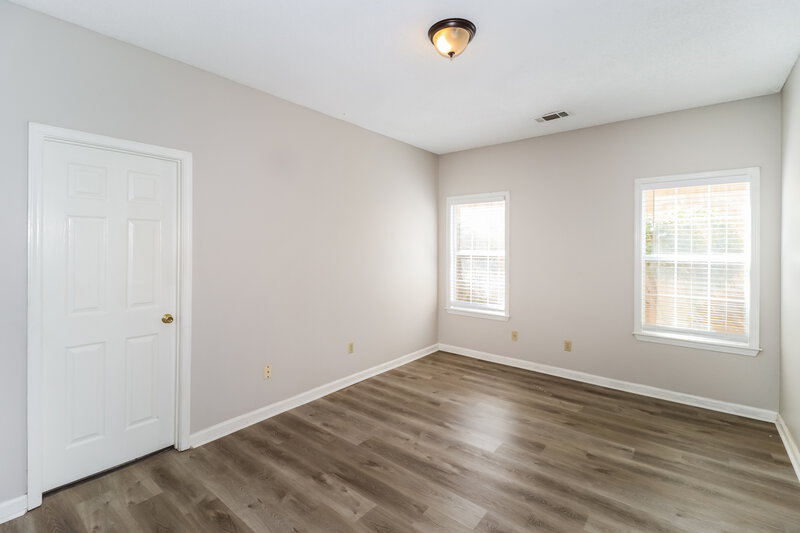 2,270/Mo, 8692 Overcup Oaks Dr Cordova, TN 38018 Main Bedroom View