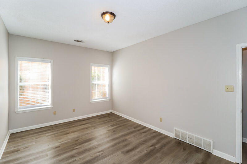 2,270/Mo, 8692 Overcup Oaks Dr Cordova, TN 38018 Main Bedroom View 2