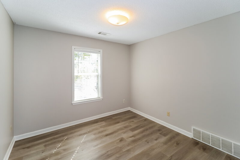 2,270/Mo, 8692 Overcup Oaks Dr Cordova, TN 38018 Bedroom View 2