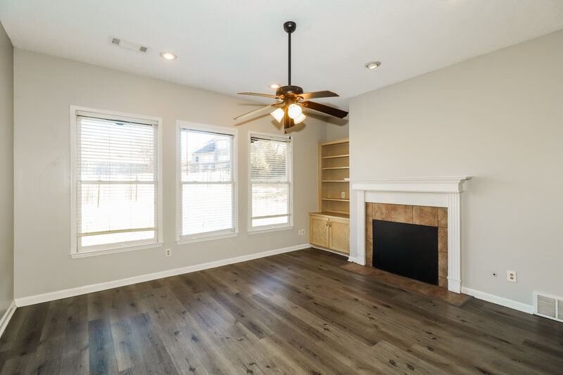 2,405/Mo, 8818 Lybrook Cv E Cordova, TN 38016 Living Room View