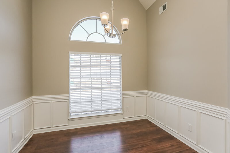 2,015/Mo, 2497 Heather Rdg Southaven, MS 38672 Dining Room View