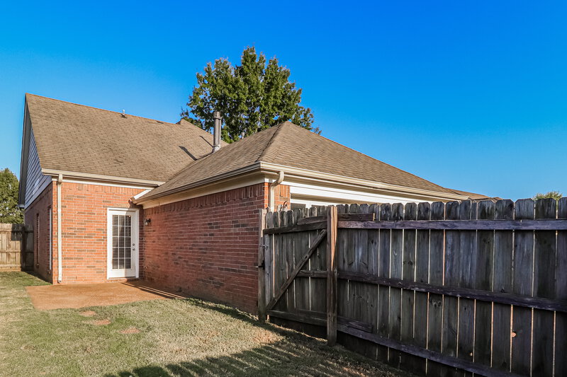 1,690/Mo, 1513 Pemberton Ln Cordova, TN 38016 Rear View