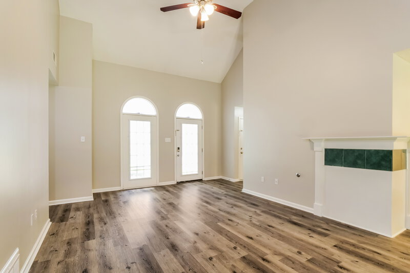 1,790/Mo, 5846 White Ridge Circle E Olive Branch, MS 38654 Living Room View
