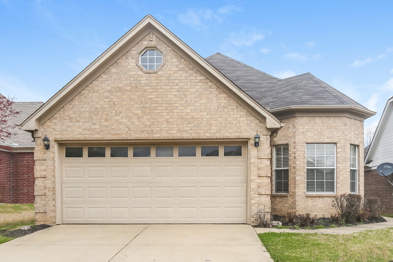 1,975/Mo, 9858 Southern Gum Way Olive Branch, MS 38654 Front View