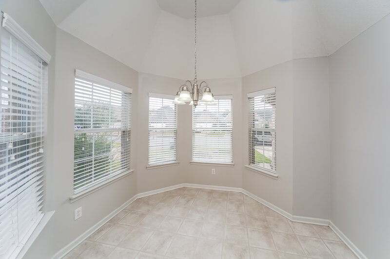 1,975/Mo, 9858 Southern Gum Way Olive Branch, MS 38654 Dining Room View