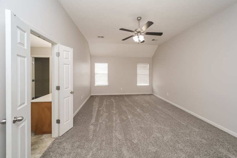 1,975/Mo, 9858 Southern Gum Way Olive Branch, MS 38654 Main Bedroom View