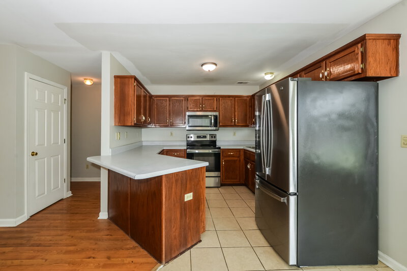 1,960/Mo, 4371 Shadow Ridge Dr Horn Lake, MS 38637 Kitchen View