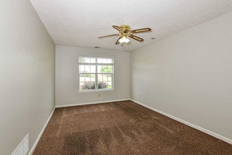 1,960/Mo, 4371 Shadow Ridge Dr Horn Lake, MS 38637 Bedroom View 3