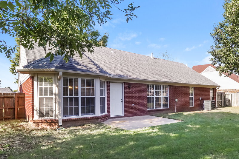 1,660/Mo, 7892 Jane Ayre Dr Southaven, MS 38671 Rear View