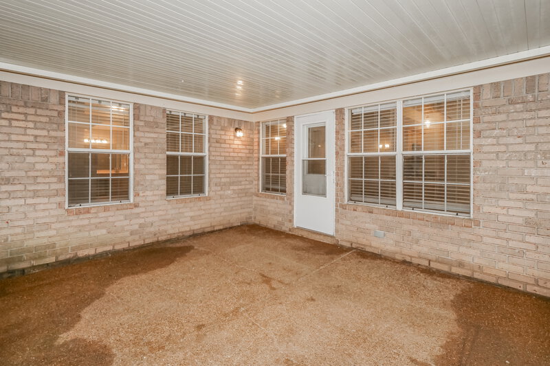 2,000/Mo, 4730 Buckhead Cir Bartlett, TN 38002 Sun Room View