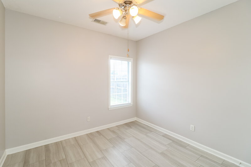 1,815/Mo, 1112 Averett Ln Cordova, TN 38018 Bedroom View