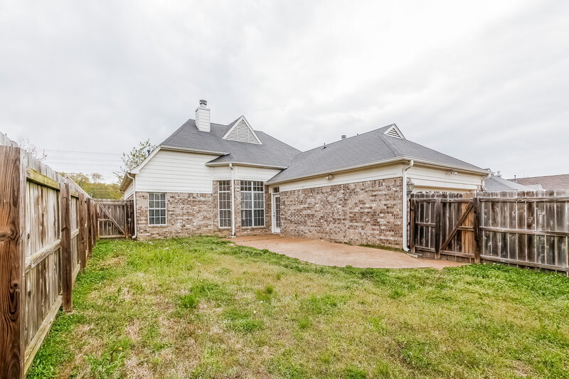 1,895/Mo, 1112 Averett Ln Cordova, TN 38018 Rear View