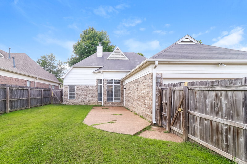 1,815/Mo, 1112 Averett Ln Cordova, TN 38018 Rear View 2