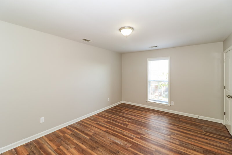 2,920/Mo, 10176 Eveninghill Dr Cordova, TN 38016 Bedroom View 2