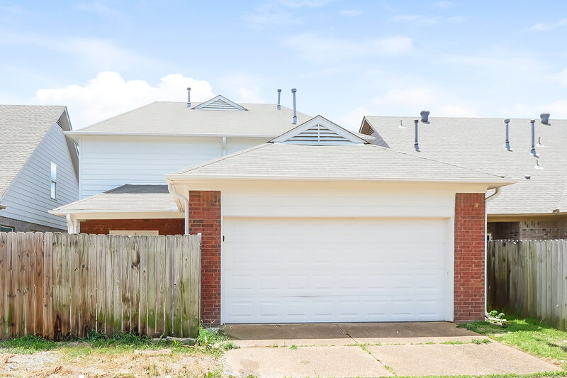 1,770/Mo, 10176 Eveninghill Dr Cordova, TN 38016 Rear View 2