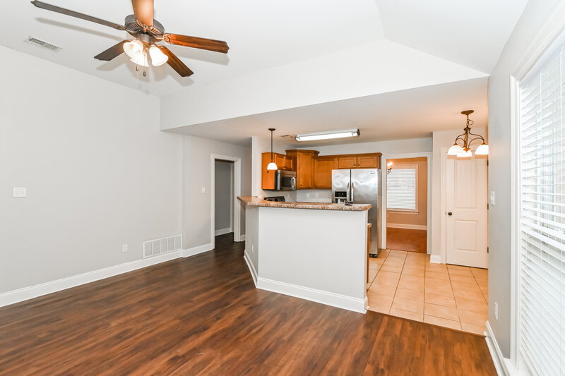 1,830/Mo, 3032 Magnolia Dr Hernando, MS 38632 Living Room View