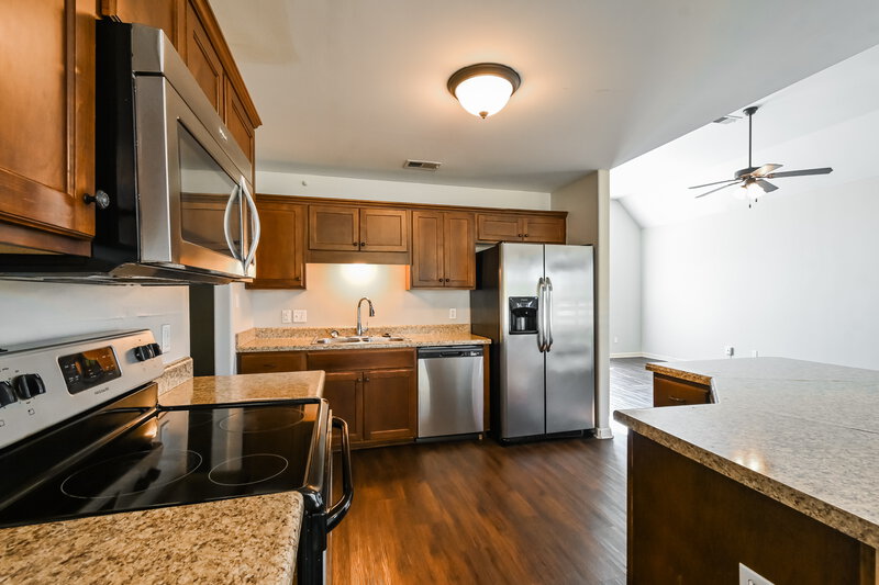 2,145/Mo, 8303 Windsor Ln Southaven, MS 38672 Kitchen View 2