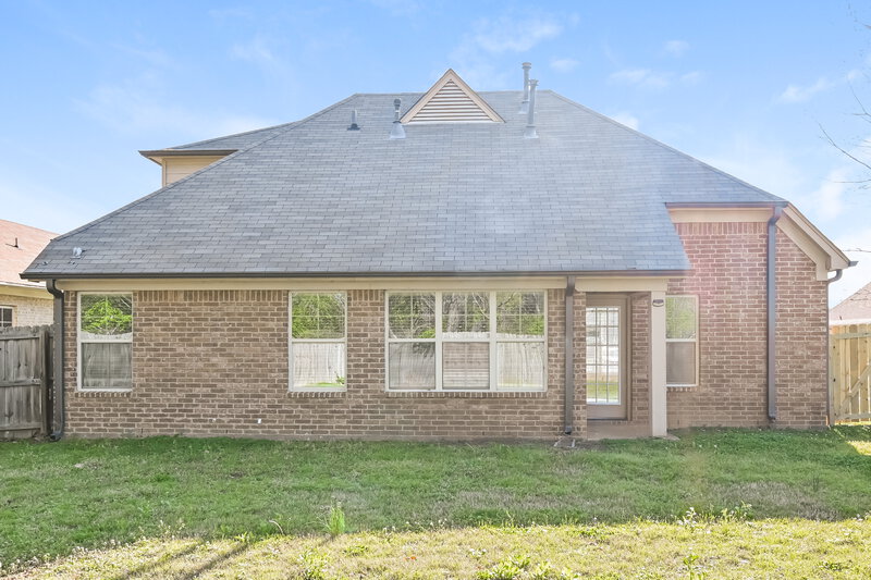 2,145/Mo, 8303 Windsor Ln Southaven, MS 38672 Rear View