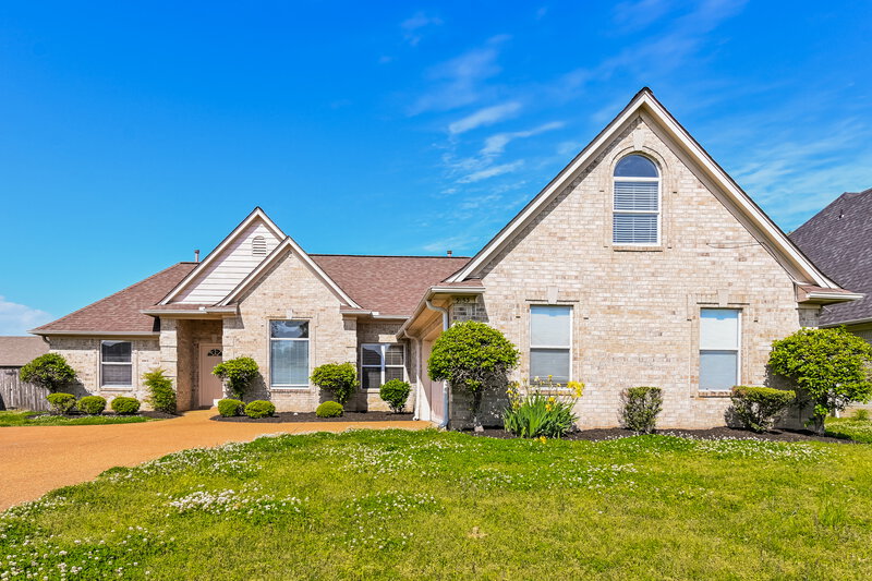 2,235/Mo, 9153 William Paul Dr Olive Branch, MS 38654 External View