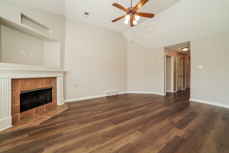 1,850/Mo, 1166 Whistler Dr Cordova, TN 38018 Living Room View