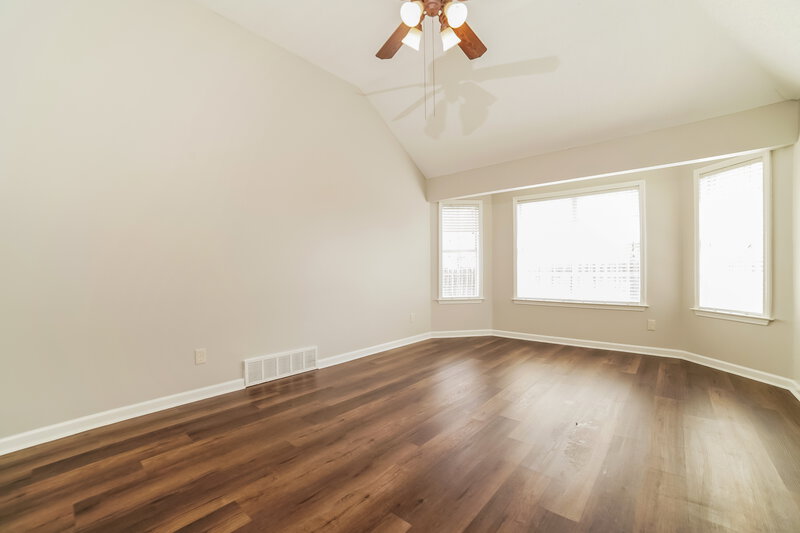 1,850/Mo, 1166 Whistler Dr Cordova, TN 38018 Main Bedroom View 2