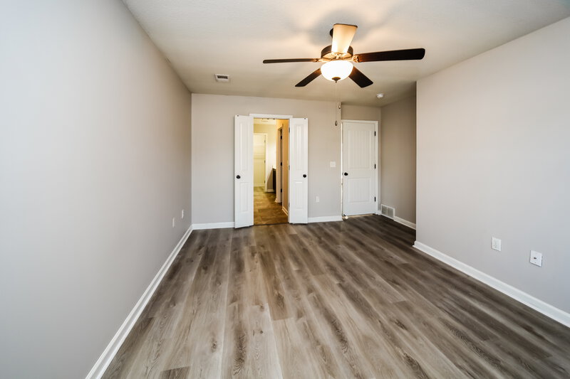 1,985/Mo, 7526 De Fleury Bnd E Southaven, MS 38672 Main Bedroom View 2