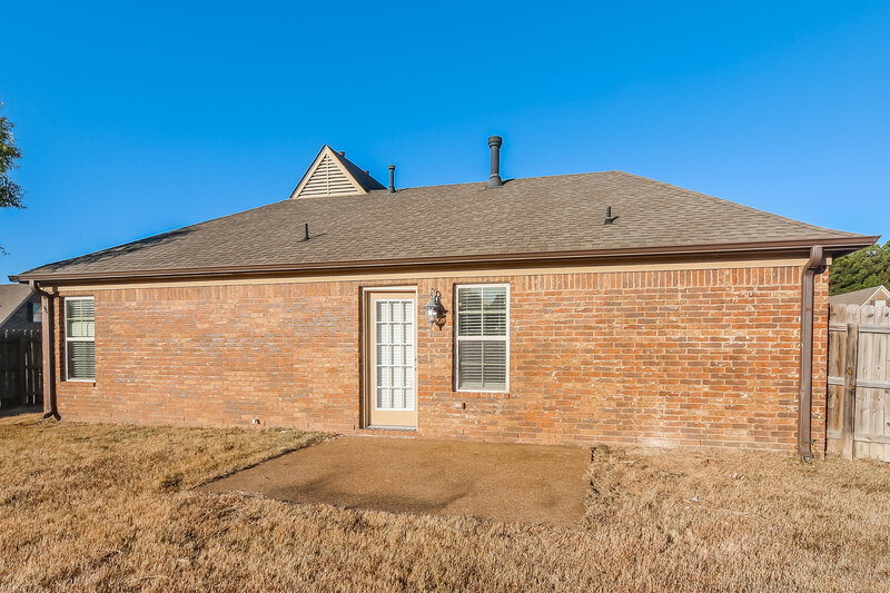 1,985/Mo, 7526 De Fleury Bnd E Southaven, MS 38672 Rear View